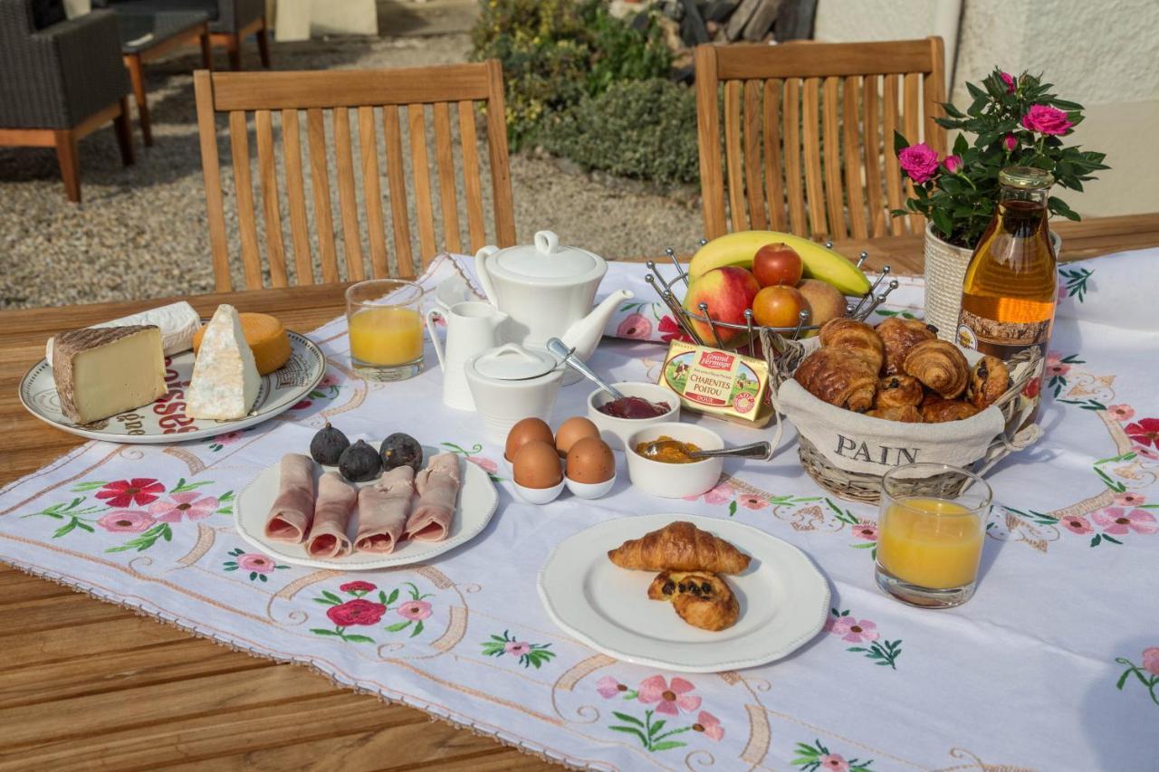 Bed and Breakfast La Bicyclette Bleue Montmorillon Zewnętrze zdjęcie